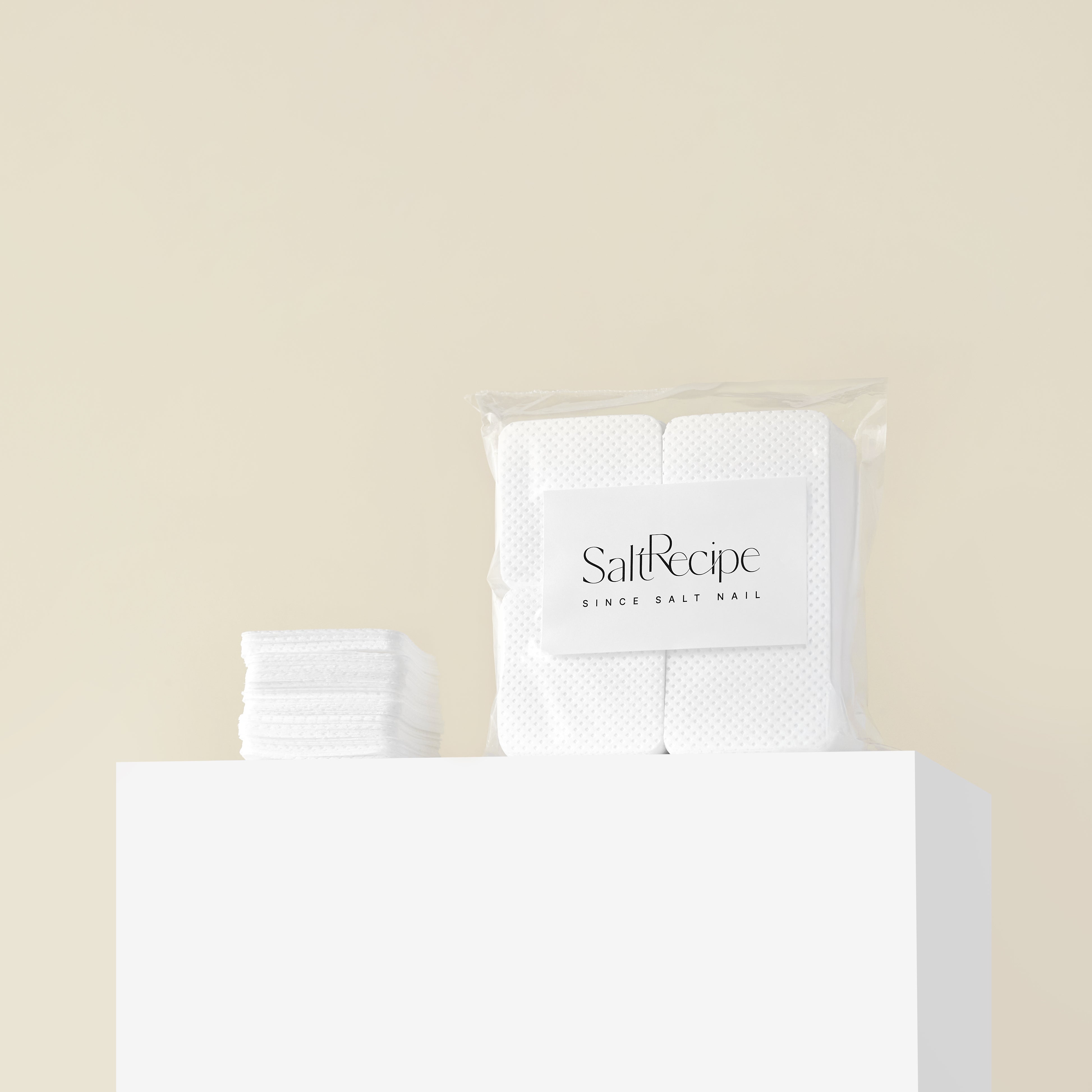 LINT FREE NAIL WIPES