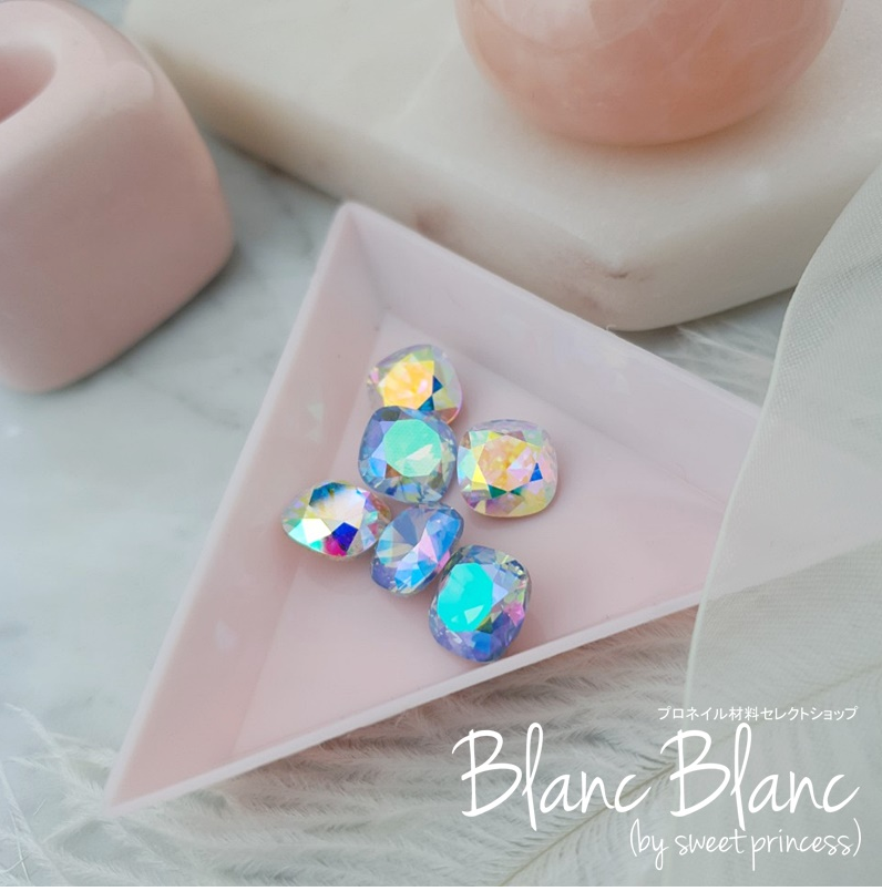 TRIANGLE STONE TRAY SET