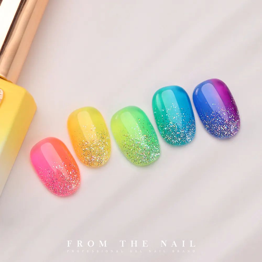 FROM THE NAIL SWIMMING POOL COLLECTION A TIPS NAILS