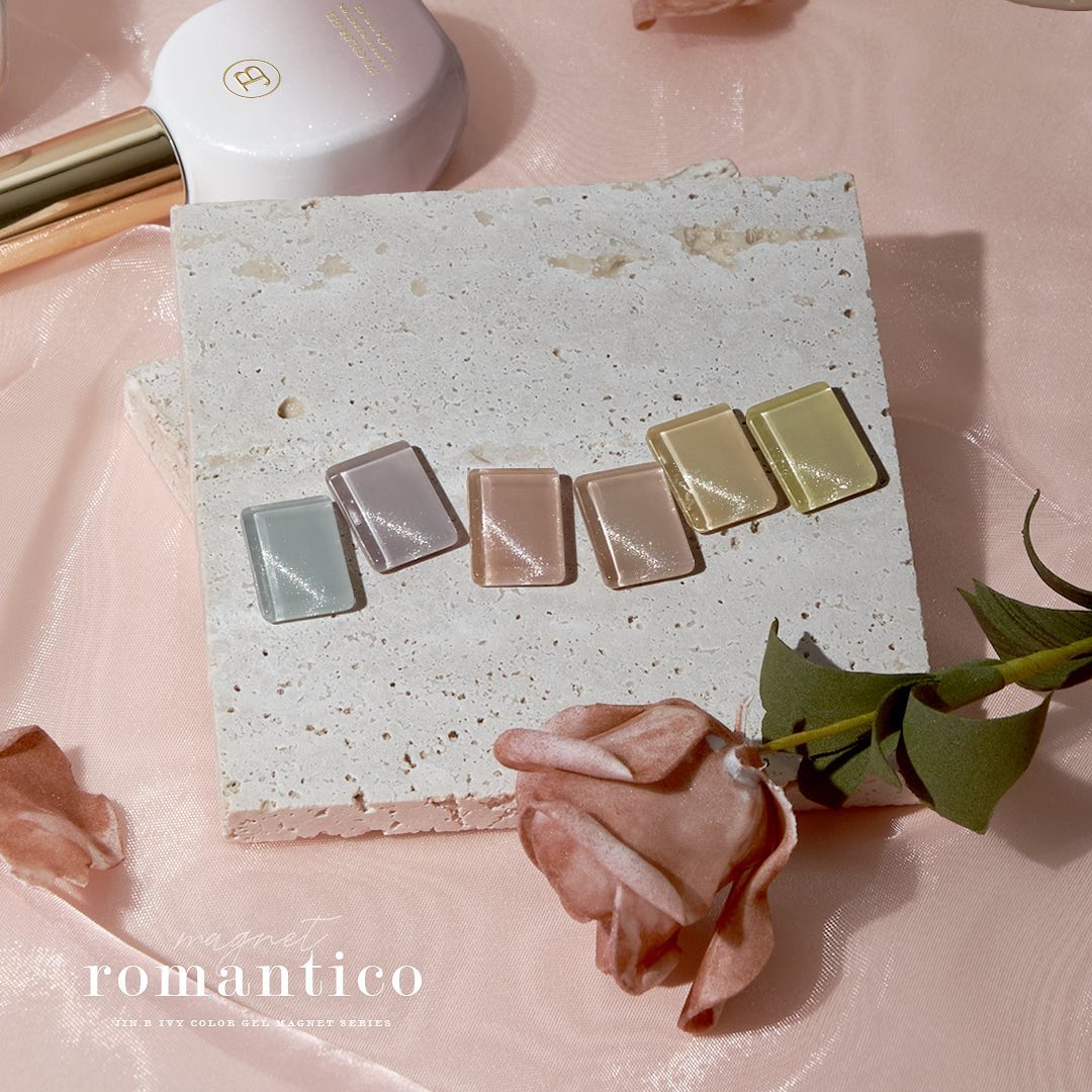 ROMANTICO MAGNETIC COLLECTION