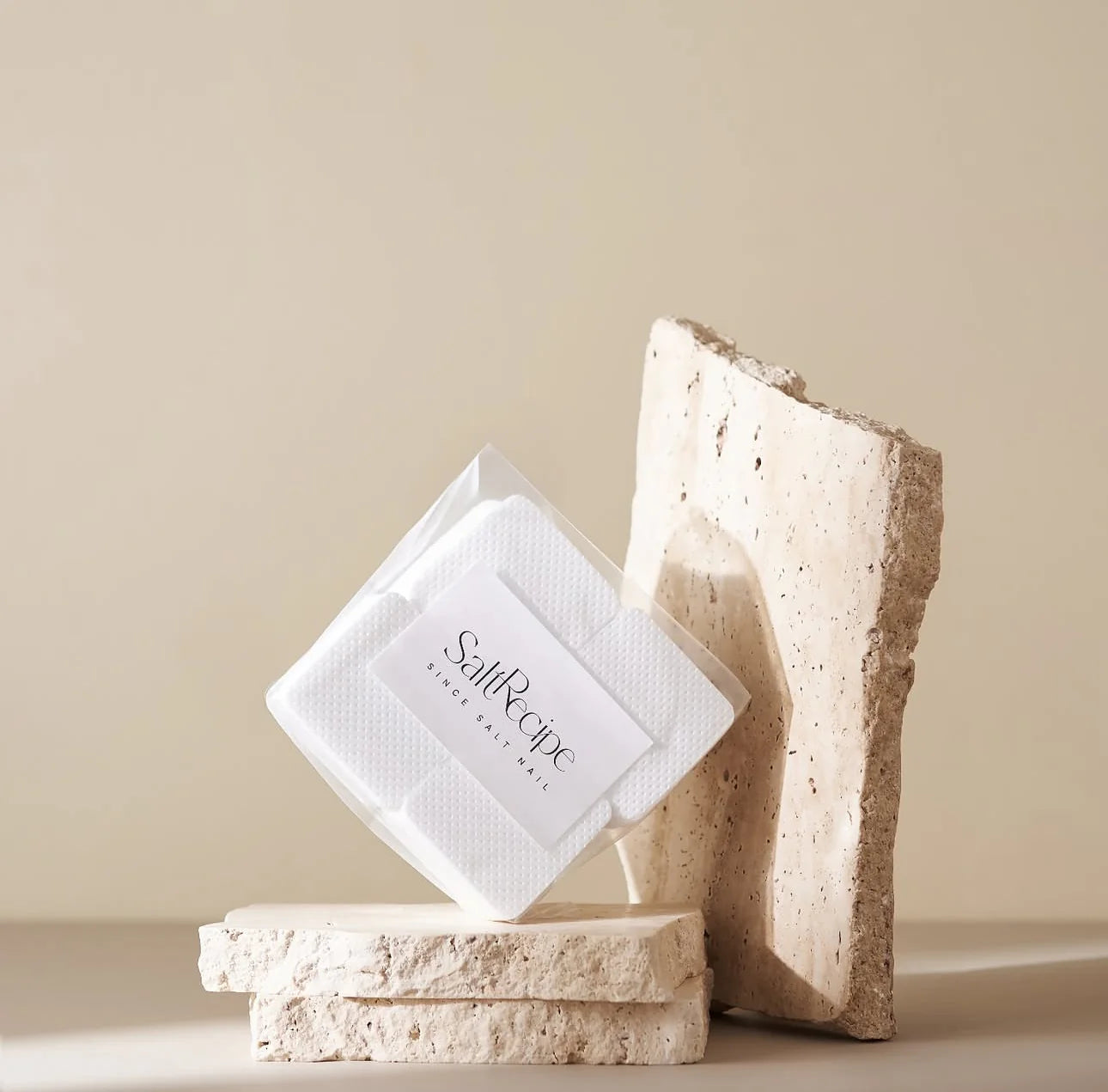 LINT FREE NAIL WIPES