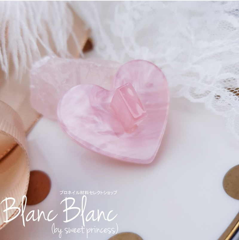 PINK HEART NAIL TIP STAND