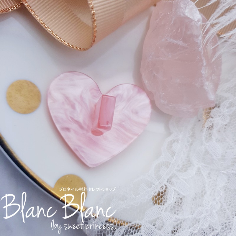 PINK HEART NAIL TIP STAND